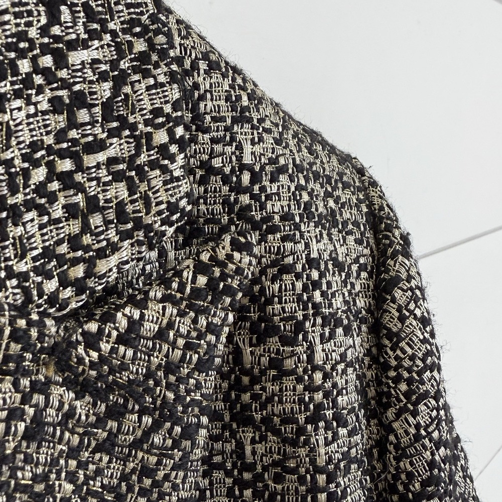 NEW Evereve STARSTRUCK Tweed Blazer Women L Black White Metallic Gold Button - Picture 8 of 13